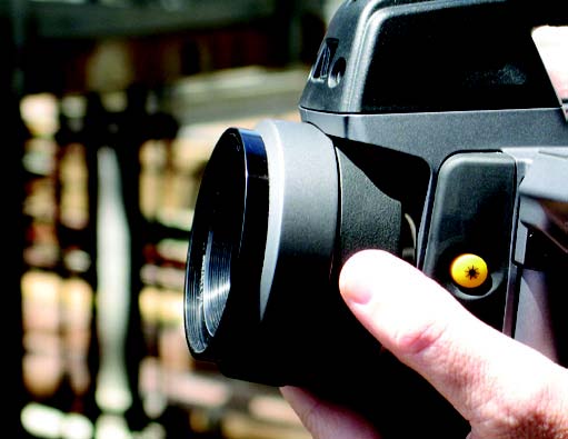 FLIR GF 320